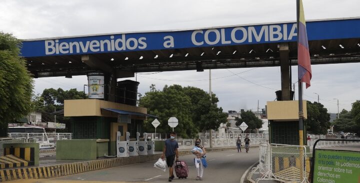 Los gobiernos de Colombia y Venezuela trabajan de manera mancomunada para generar apertura comercial.
